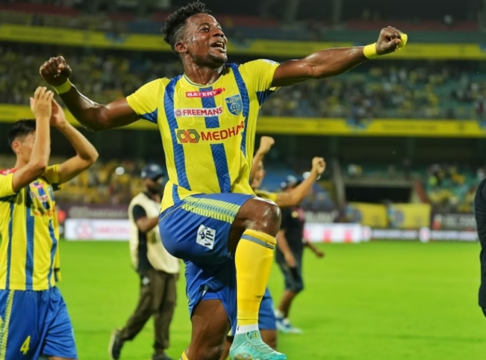 VIP Clothing adds Kerala Blasters Football Club as associate sponsor